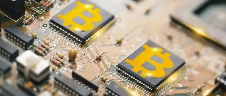 Mining farm showcasing efficient energy use