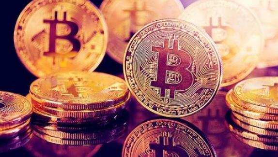 A sleek ASIC mining rig optimized for European hosting efficiency
